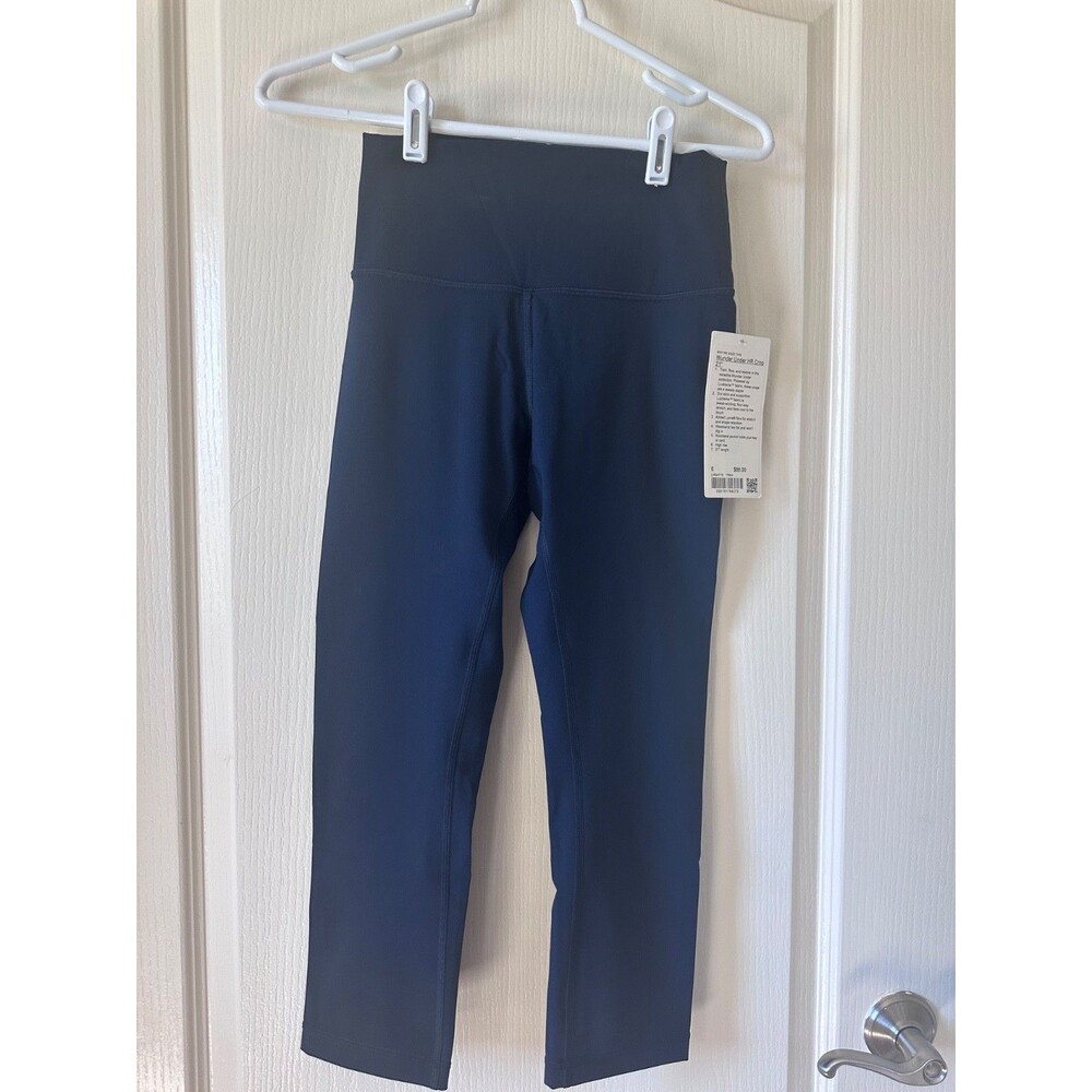 NWT Lululemon Wunder Under HR Crop 21" True Navy Size 6